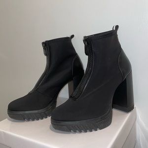 ZARA Boots🖤